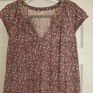 WOMEN'S SIZE SMALL PINK FLORAL SHORT SLEEVE TOP  BY LOFT OUTLET